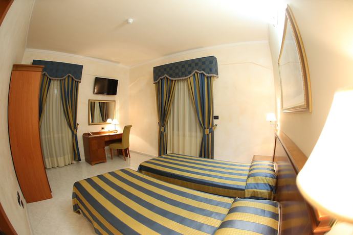 Imagen de la habitación del Hotel Niagara, Catanzaro Lido. Foto 6