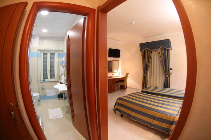 Imagen de la habitación del Hotel Niagara, Catanzaro Lido. Foto 7
