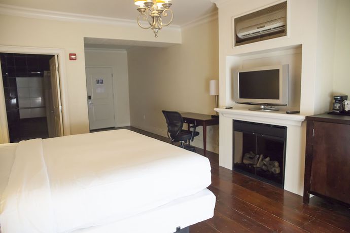 Imagen de la habitación del Hotel Niagara Crossing Hotel and Spa. Foto 16