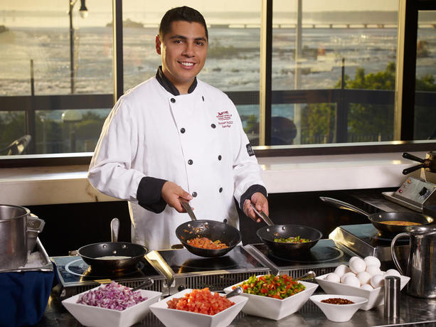 Imagen general del Hotel Niagara Falls Marriott On The Falls. Foto 11