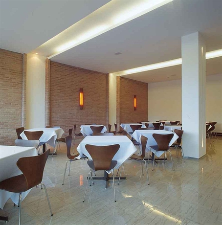 Imagen del bar/restaurante del Hotel Niagara Flat. Foto 3