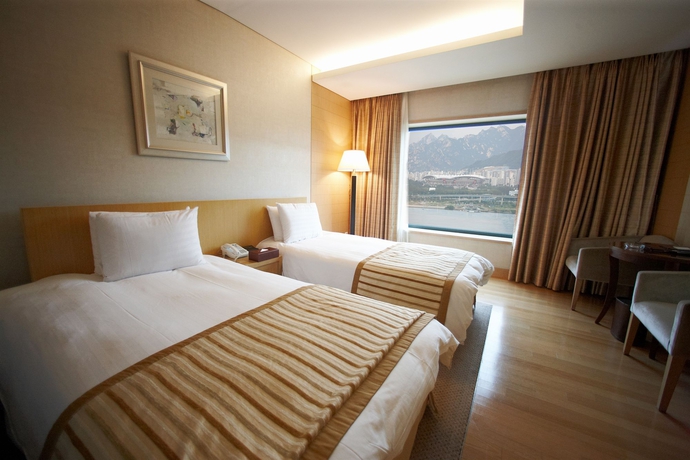 Imagen de la habitación del Hotel Niagara Hotel. Foto 3