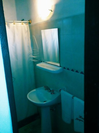 Imagen de la habitación del Hotel Niagara Inn. Foto 6