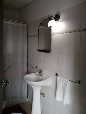 Imagen de la habitación del Hotel Niagara Inn. Foto 16