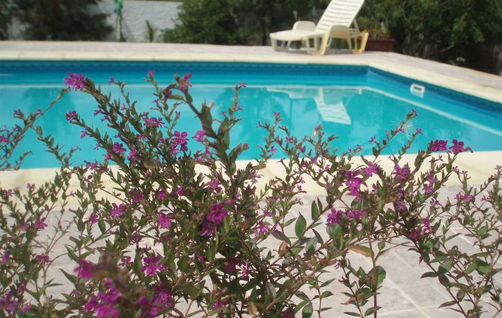 Imagen de la piscina del Hotel Niagara Inn. Foto 20