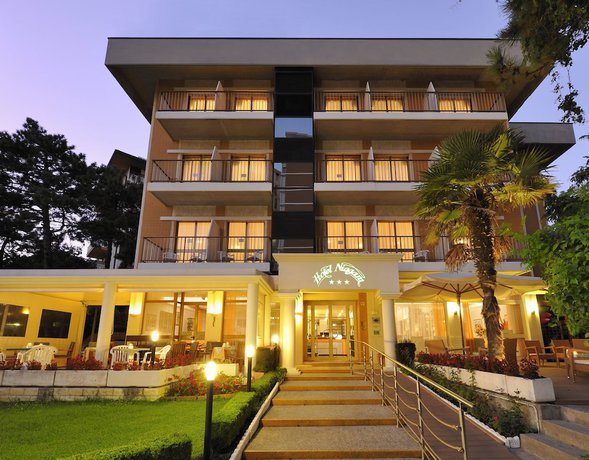 Imagen general del Hotel Niagara, Lignano Sabbiadoro. Foto 1