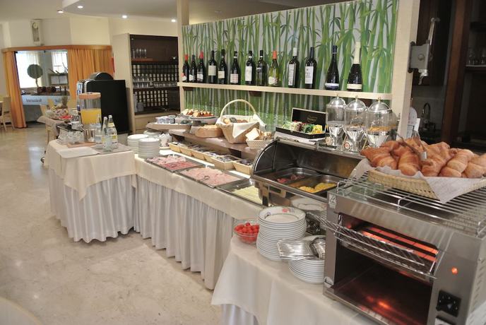 Imagen del bar/restaurante del Hotel Niagara, Lignano Sabbiadoro. Foto 7