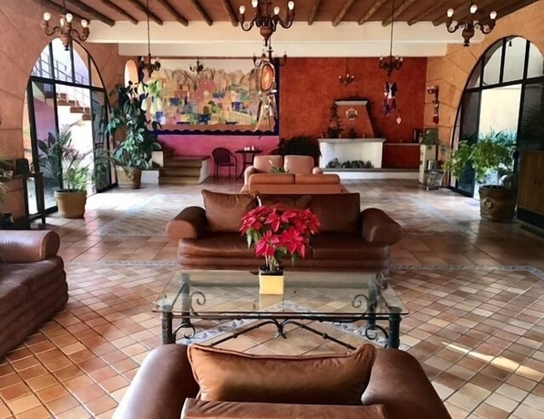 Imagen de los interiores del Hotel Nican Mo Calli. Foto 17