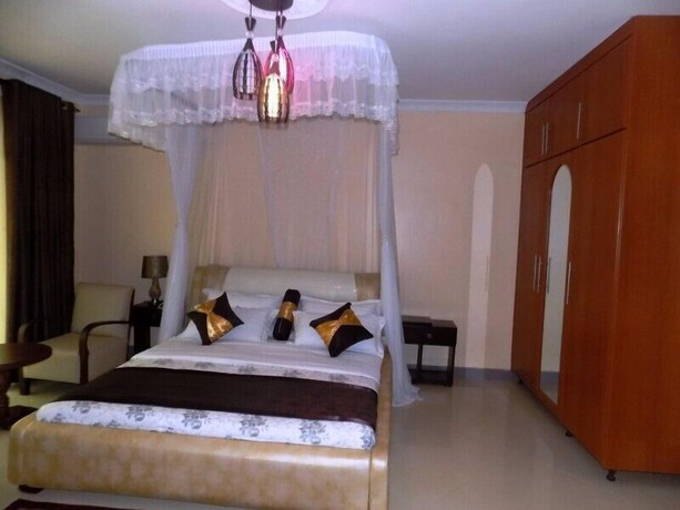 Imagen de la habitación del Hotel Nican Resort. Foto 2