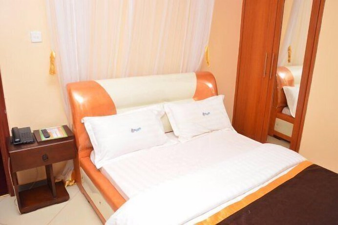 Imagen de la habitación del Hotel Nican Resort. Foto 8