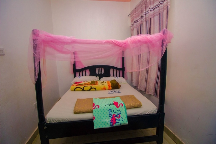 Imagen de la habitación del Hotel Nice Guest House. Foto 6