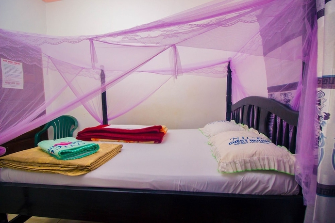 Imagen de la habitación del Hotel Nice Guest House. Foto 7