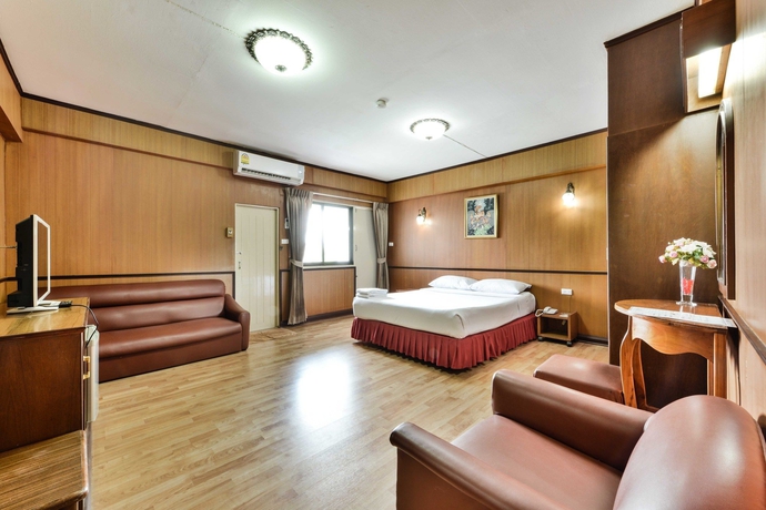 Imagen de la habitación del Hotel Nice Palace. Foto 4