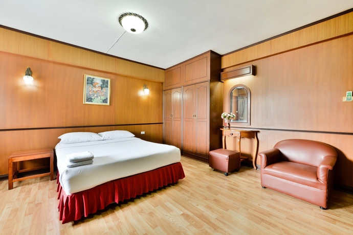 Imagen de la habitación del Hotel Nice Palace. Foto 15