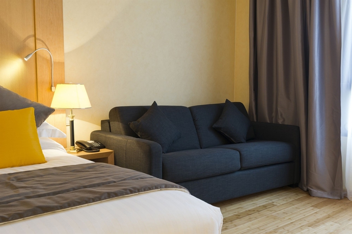 Imagen de la habitación del Hotel Nice Riviera. Foto 5