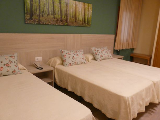 Imagen de la habitación del Hotel Nice, Seo de Urgel. Foto 3