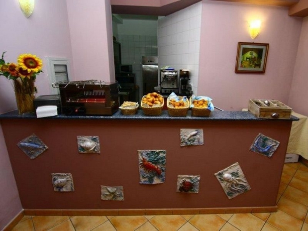 Imagen general del Hotel Nice, Sorrento. Foto 3