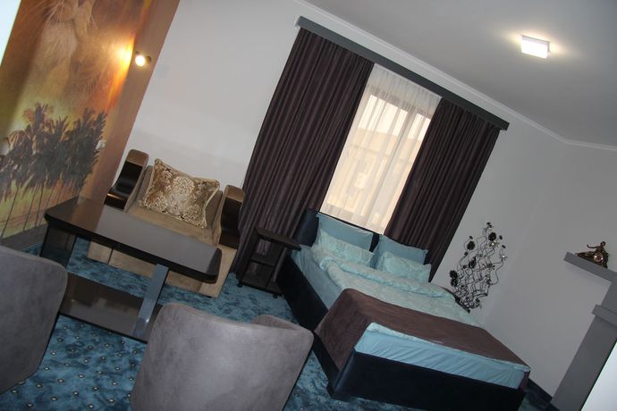 Imagen de la habitación del Hotel Nice Yerevan. Foto 16