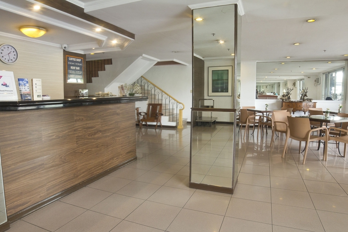 Imagen de los interiores del Hotel Nichols Airport. Foto 16