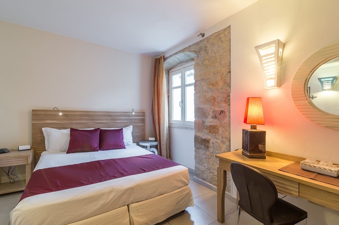 Imagen de la habitación del Hotel Nichotel. Foto 6