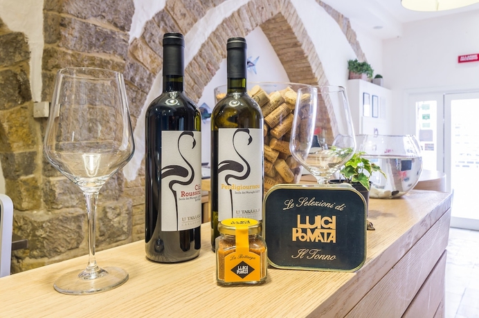 Imagen de los interiores del Hotel Nichotel. Foto 17