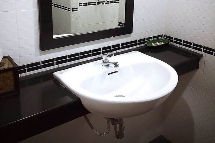 Imagen de la habitación del Hotel Nichravee Resort Ubon Ratchathani. Foto 12