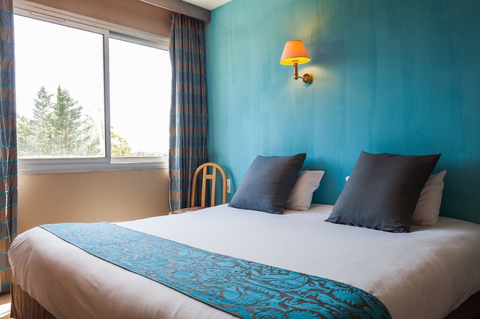 Imagen de la habitación del Hotel Nîmotel. Foto 12