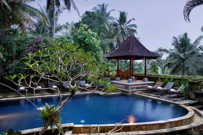 Imagen de la piscina del Hotel Nick's Hidden Cottages - Chse Certified. Foto 6