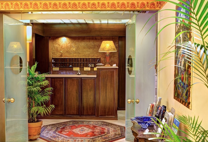 Imagen de los interiores del Hotel Nicola. Foto 17