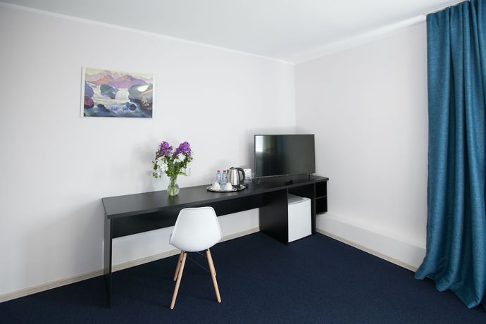 Imagen de la habitación del Hotel Nicola, Listvyanka. Foto 13