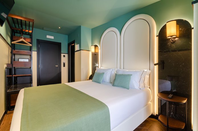 Imagen de la habitación del Hotel Nicola Rossio. Foto 9