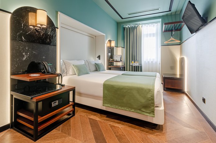 Imagen de la habitación del Hotel Nicola Rossio. Foto 13