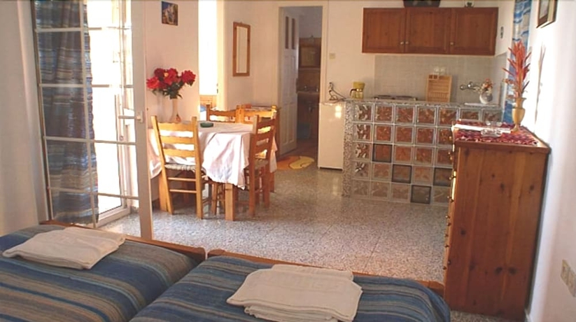 Imagen de la habitación del Hotel Nicolas Apartments. Foto 9