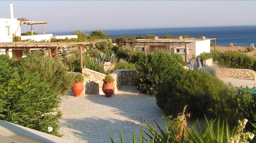 Imagen de los exteriores del Hotel Nicolas Apartments. Foto 15