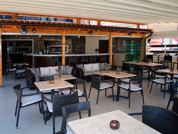 Imagen general del Hotel Nicolas Hotel. Foto 8