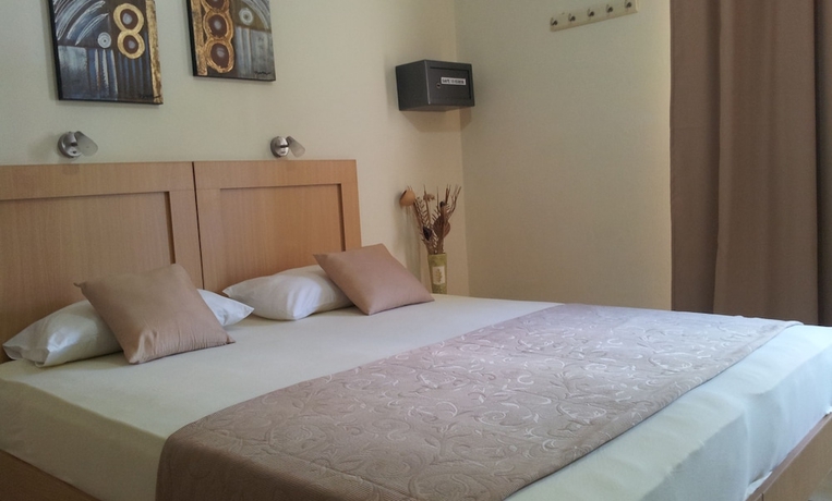 Imagen de la habitación del Hotel Nicolas Studios and Apartments. Foto 2