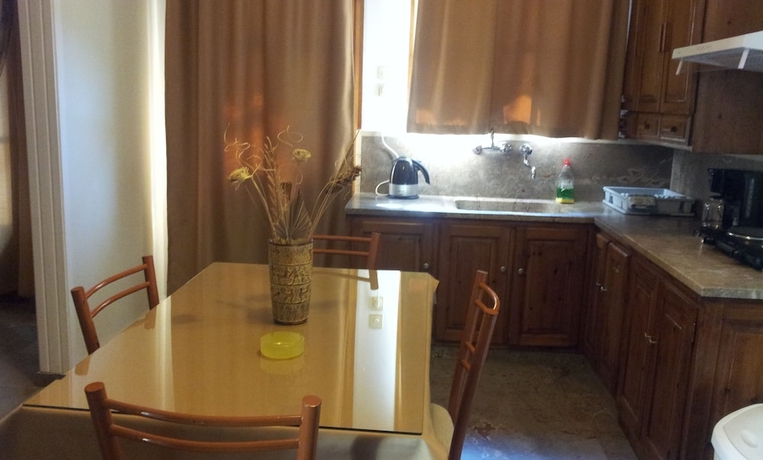 Imagen de la habitación del Hotel Nicolas Studios and Apartments. Foto 14