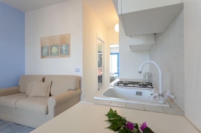 Imagen de la habitación del Hotel Nicolaus Club Borgo Rio Favara Resort. Foto 10