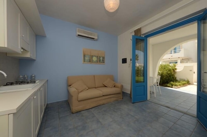 Imagen de la habitación del Hotel Nicolaus Club Borgo Rio Favara Resort. Foto 14