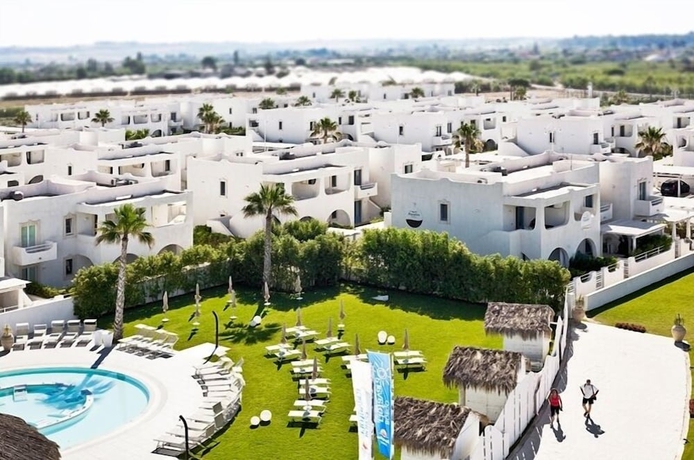 Imagen general del Hotel Nicolaus Club Borgo Rio Favara Resort. Foto 4