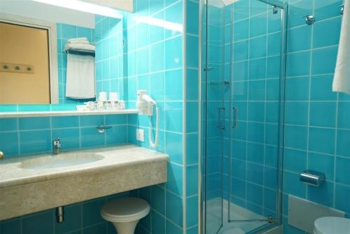 Imagen de la habitación del Hotel Nicolaus Club Cormorano Baja Sardinia. Foto 10