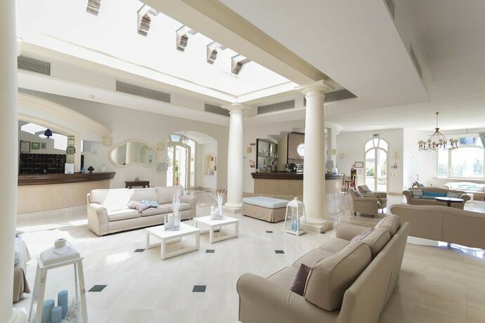 Imagen general del Hotel Nicolaus Club Gabbiano. Foto 15