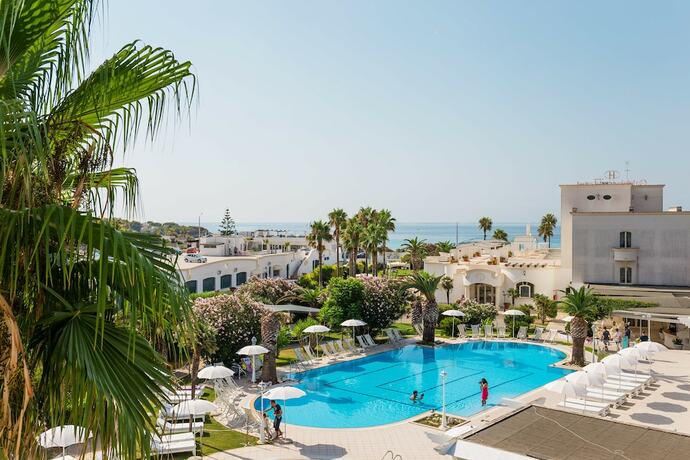 Imagen general del Hotel Nicolaus Club Gabbiano. Foto 16