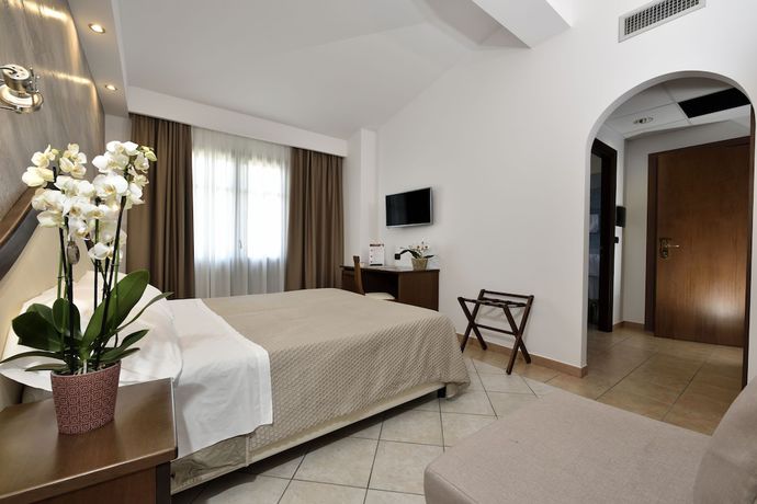 Imagen de la habitación del Hotel Nicoletta, Baunei. Foto 4