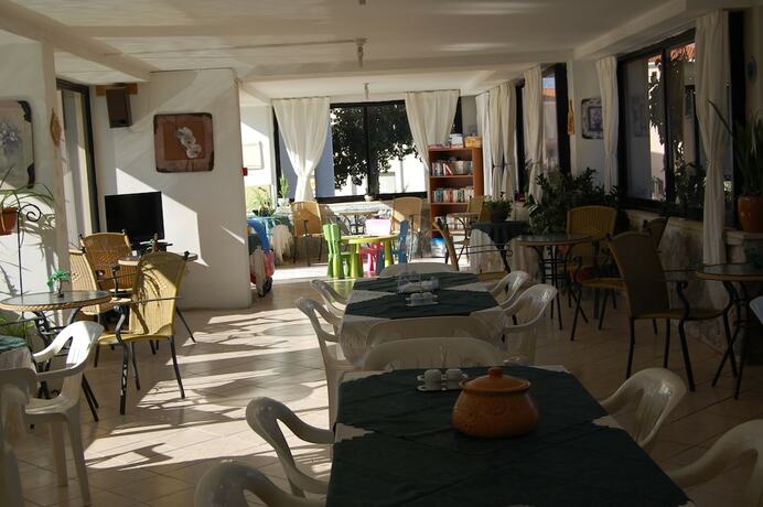 Imagen general del Hotel Nicos and Olympia Apartments. Foto 4