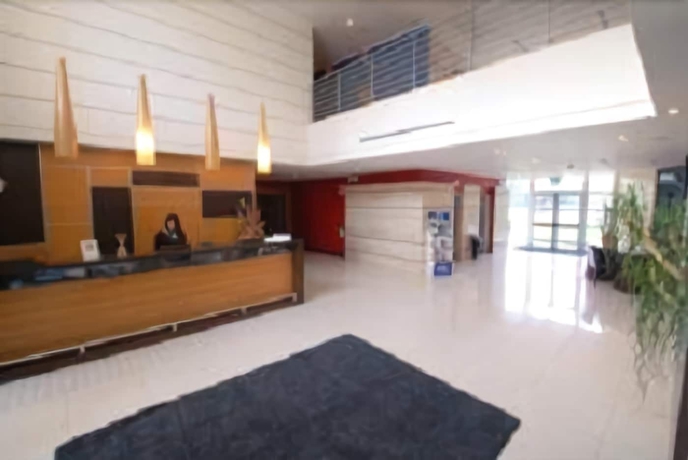 Imagen de los interiores del Hotel Nicotel Wellness Corato. Foto 7