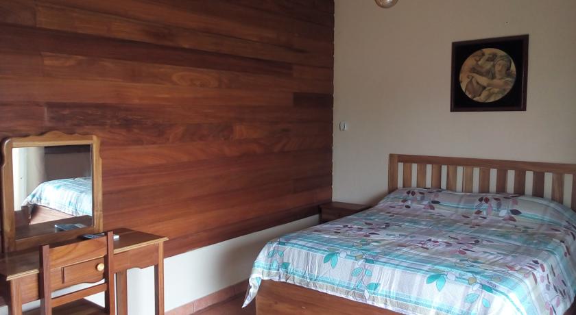 Imagen de la habitación del Hotel Nics Place. Foto 4