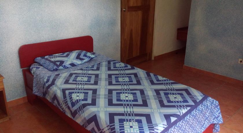 Imagen de la habitación del Hotel Nics Place. Foto 6