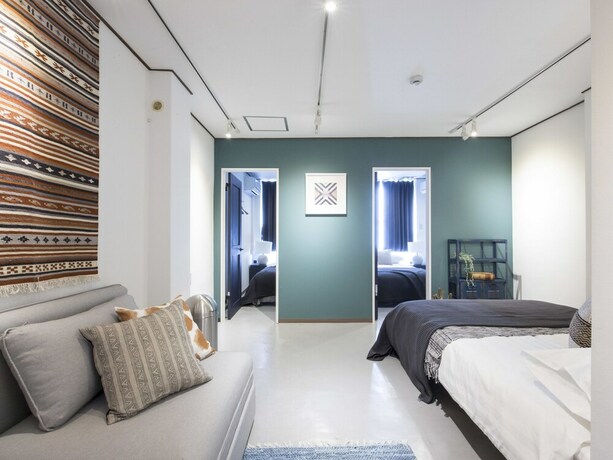 Imagen de la habitación del Hotel Nid Namba Station House. Foto 21