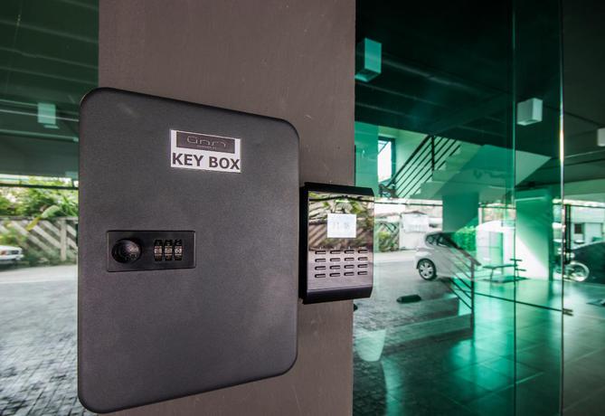 Imagen de los interiores del Hotel Nidhra. Foto 19